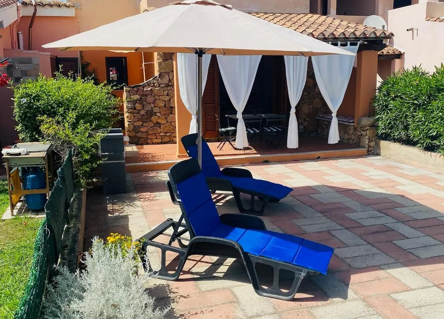 Casa Serena San Teodoro