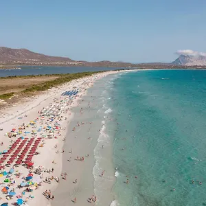 Amareclub Le Rose San Teodoro (Sardinia)